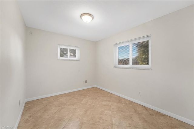 1726 SE 13th ST, Cape Coral, FL 33990