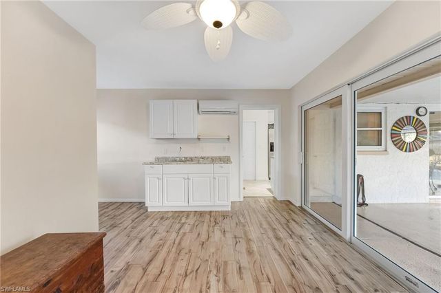 1726 SE 13th ST, Cape Coral, FL 33990