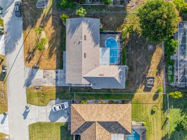 1726 SE 13th ST, Cape Coral, FL 33990