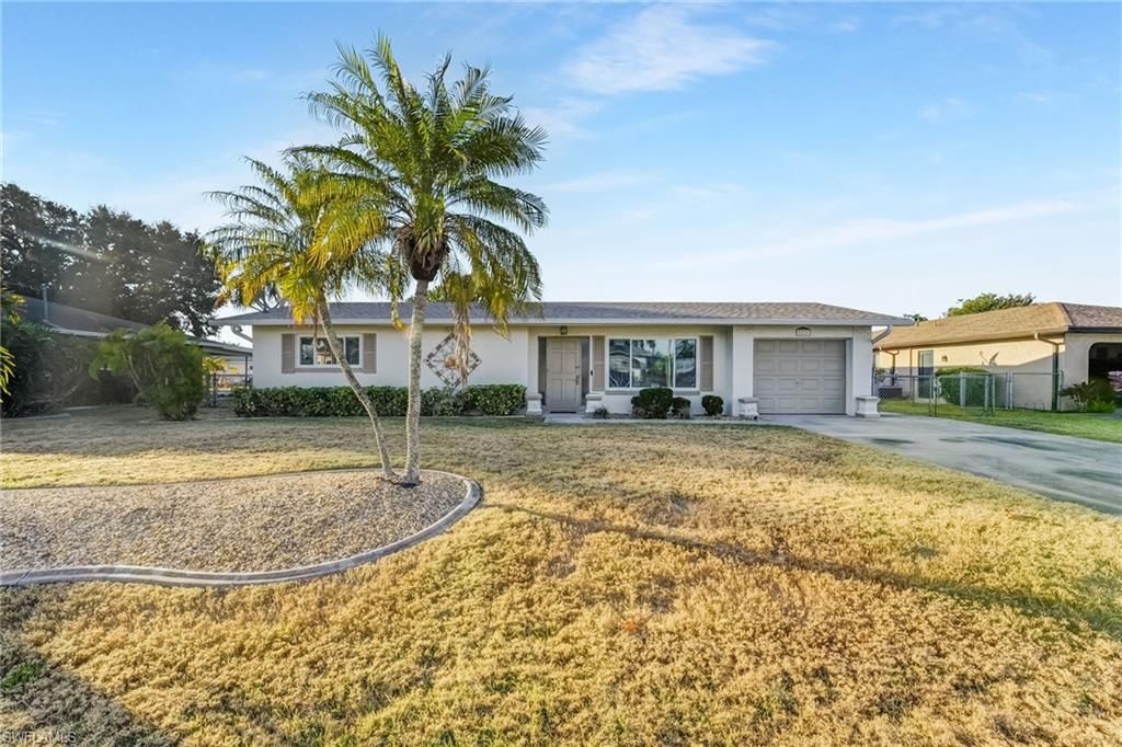 1726 SE 13th ST, Cape Coral, FL 33990