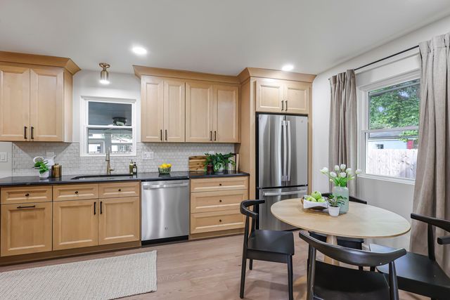 2616 Bristol Road, Columbus, OH 43221