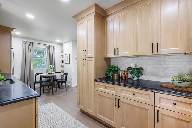 2616 Bristol Road, Columbus, OH 43221