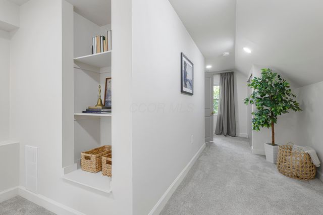 2616 Bristol Road, Columbus, OH 43221