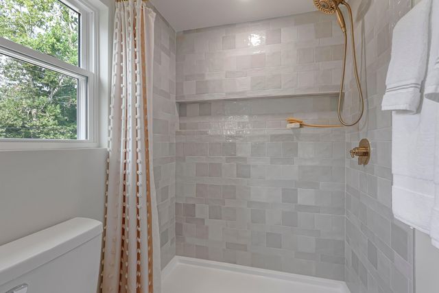 2616 Bristol Road, Columbus, OH 43221