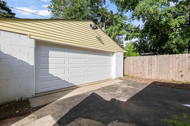 2616 Bristol Road, Columbus, OH 43221