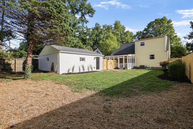 2616 Bristol Road, Columbus, OH 43221