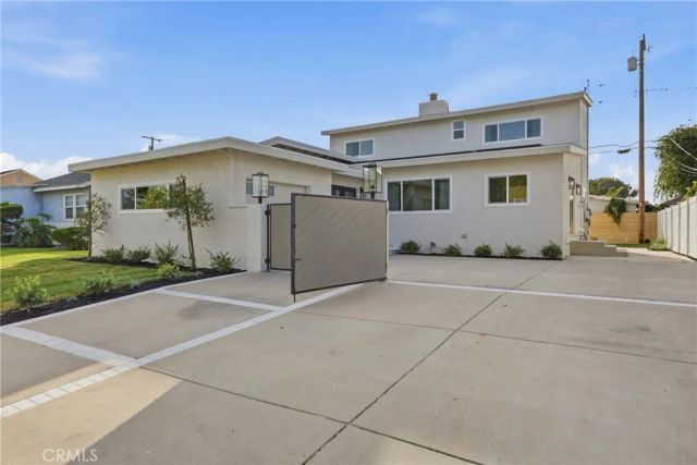 3675 Palo Verde, Long Beach, CA 90808