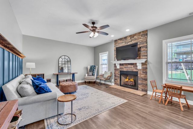 109 EASTON DRIVE, Clarksville, TN 37043