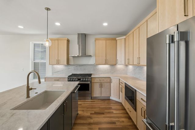 2160 Summitt Ave, Nashville, TN 37218