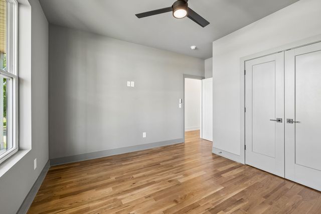 2160 Summitt Ave, Nashville, TN 37218