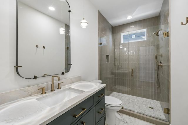 2160 Summitt Ave, Nashville, TN 37218