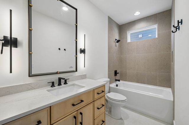 2160 Summitt Ave, Nashville, TN 37218