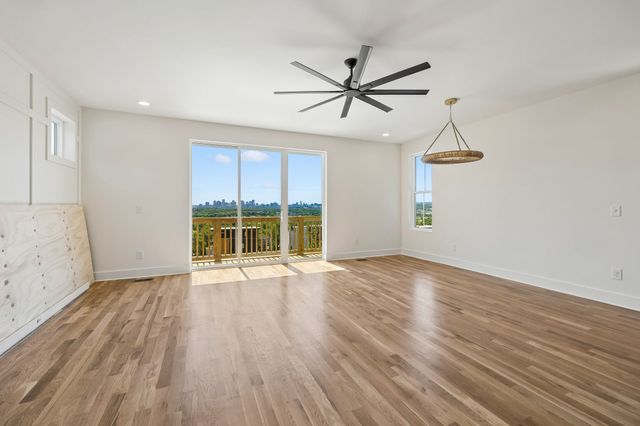 2160 Summitt Ave, Nashville, TN 37218