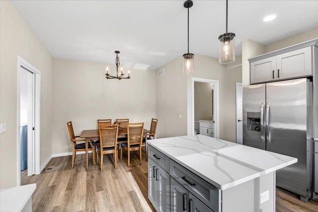 2890 Wild Goose Way, Stoughton, WI 53589