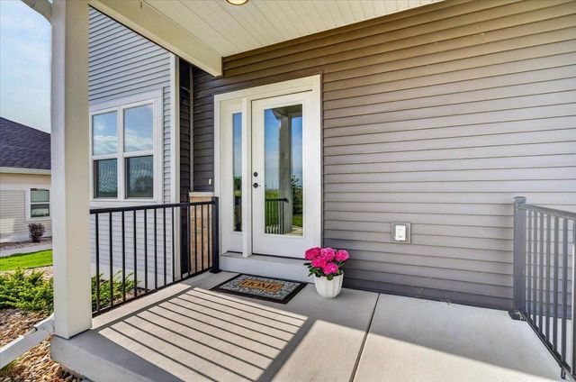 2890 Wild Goose Way, Stoughton, WI 53589