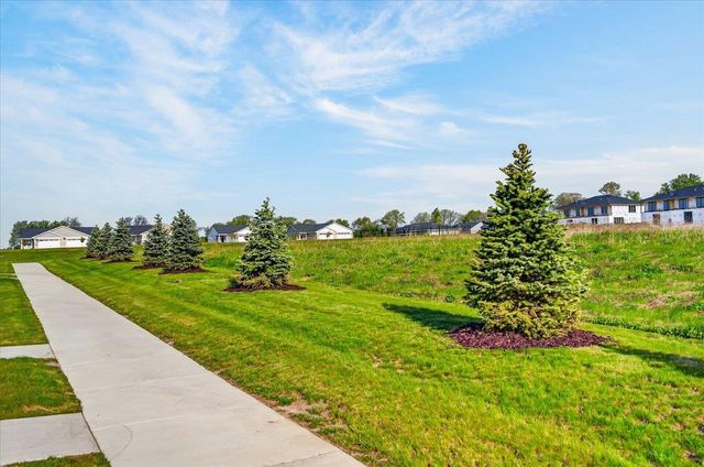 2890 Wild Goose Way, Stoughton, WI 53589