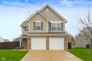5767 Scotland Street, Indianapolis, IN 46234
