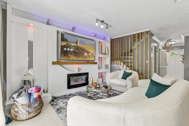 789 Crystal Lake Drive 789, Deerfield Beach, FL 33064