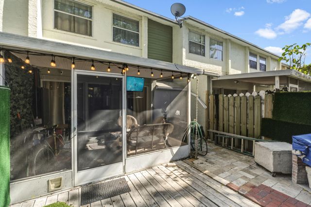 789 Crystal Lake Drive 789, Deerfield Beach, FL 33064