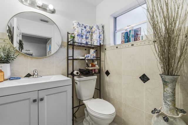 789 Crystal Lake Drive 789, Deerfield Beach, FL 33064