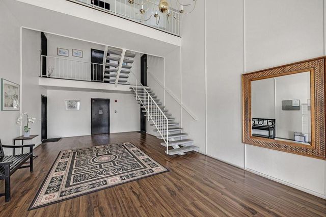 1945 Mount Vernon Court 3, Mountain View, CA 94040