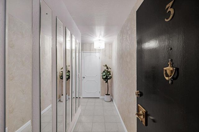 1945 Mount Vernon Court 3, Mountain View, CA 94040