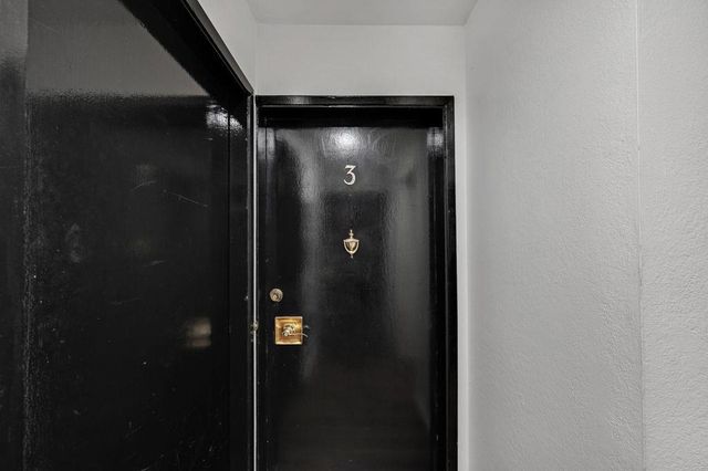 1945 Mount Vernon Court 3, Mountain View, CA 94040