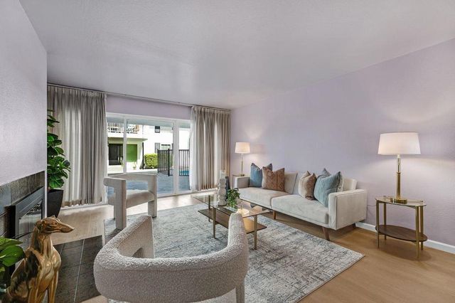 1945 Mount Vernon Court 3, Mountain View, CA 94040