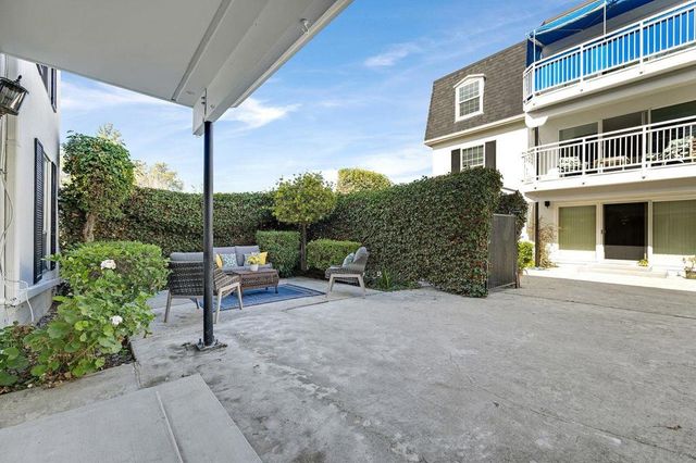 1945 Mount Vernon Court 3, Mountain View, CA 94040