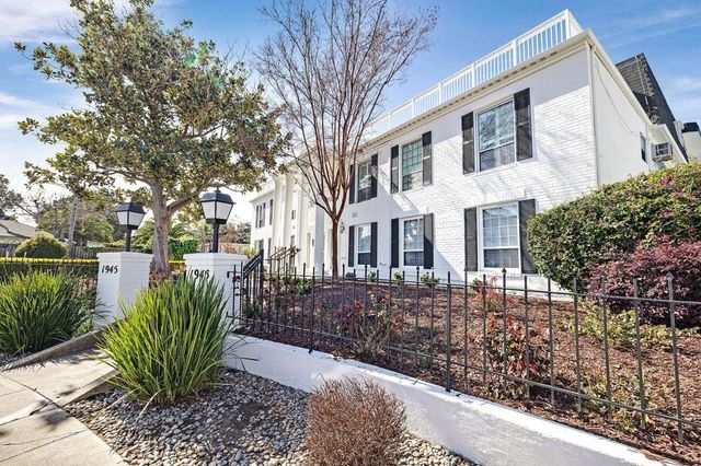 1945 Mount Vernon Court 3, Mountain View, CA 94040