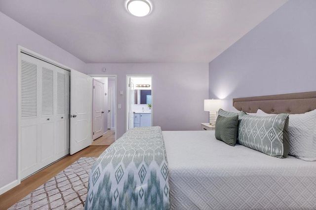 1945 Mount Vernon Court 3, Mountain View, CA 94040