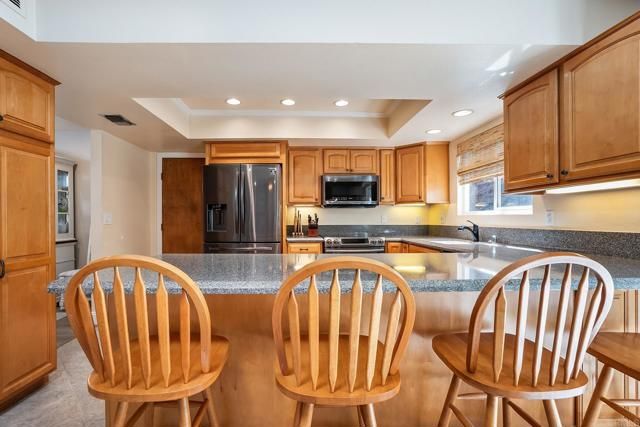 1668 Avenida Cherylita, El Cajon, CA 92020