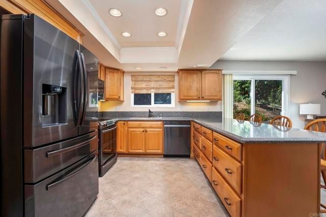 1668 Avenida Cherylita, El Cajon, CA 92020