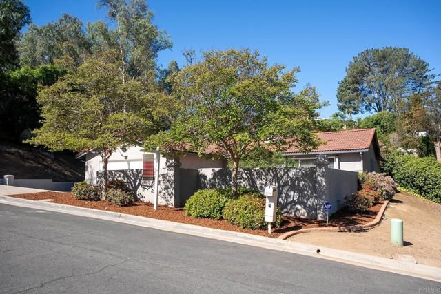 1668 Avenida Cherylita, El Cajon, CA 92020