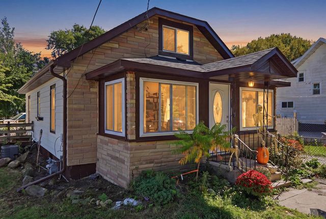 2453 Superior Street, Madison, WI 53704