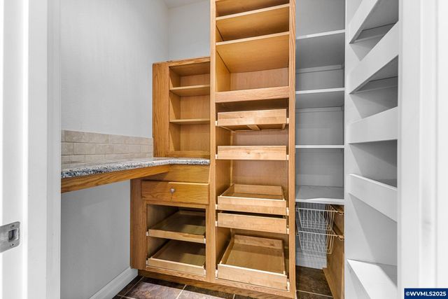 3595 Barnhart Rd, Dallas, OR 97338