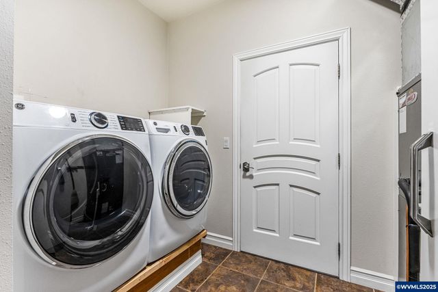 3595 Barnhart Rd, Dallas, OR 97338