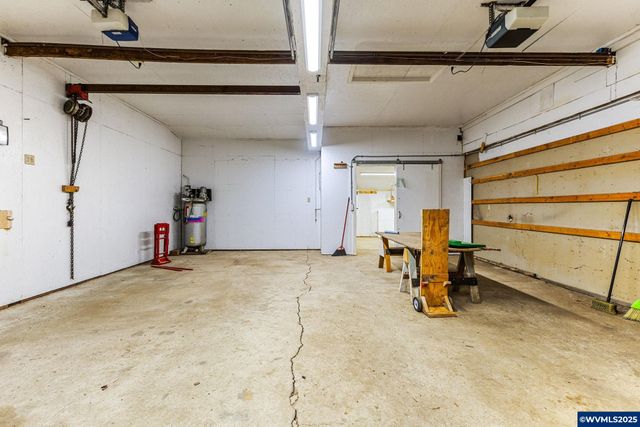 3595 Barnhart Rd, Dallas, OR 97338