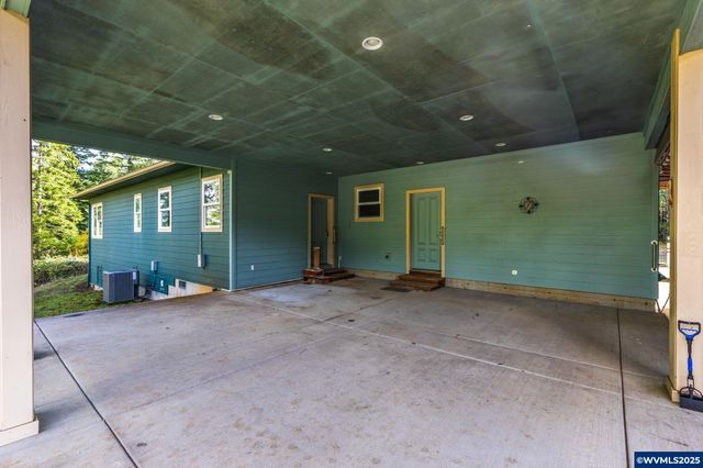 3595 Barnhart Rd, Dallas, OR 97338