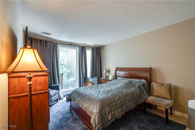 985 Canyon View Road 204C, Northfield, OH 44067