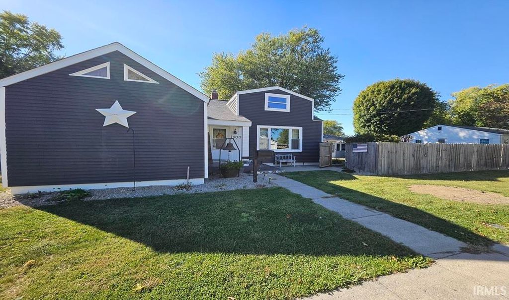 1300 Myrtle Avenue, Frankfort, IN 46041