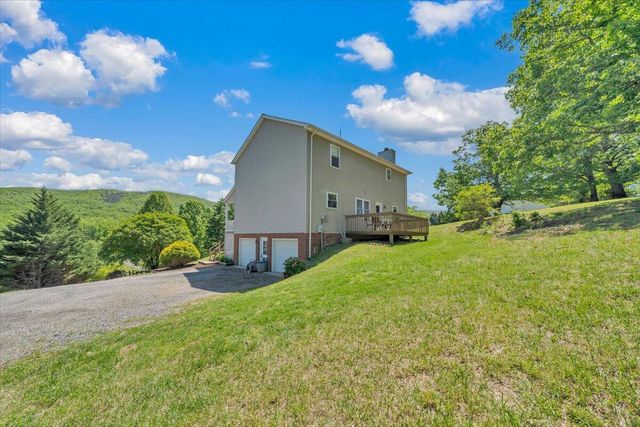 1263 Houston Mines RD, Troutville, VA 24175