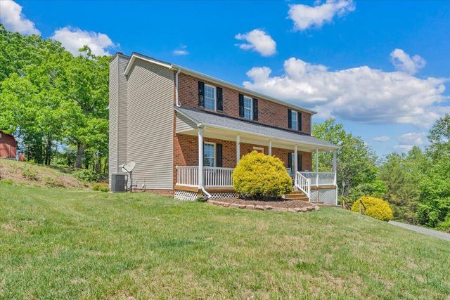 1263 Houston Mines RD, Troutville, VA 24175