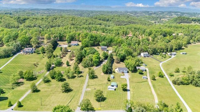 1263 Houston Mines RD, Troutville, VA 24175