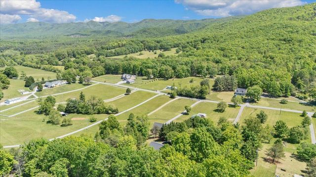1263 Houston Mines RD, Troutville, VA 24175