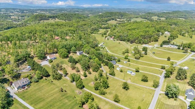 1263 Houston Mines RD, Troutville, VA 24175