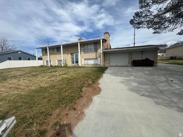 8629 S VAQUERO DR, Sandy, UT 84107