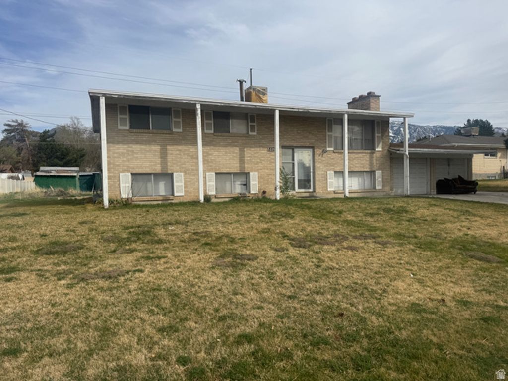 8629 S VAQUERO DR, Sandy, UT 84107