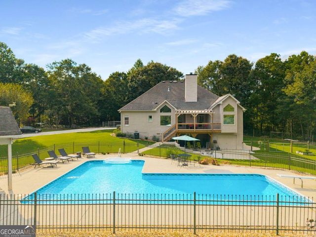 1621 La Fayette Drive, Loganville, GA 30052