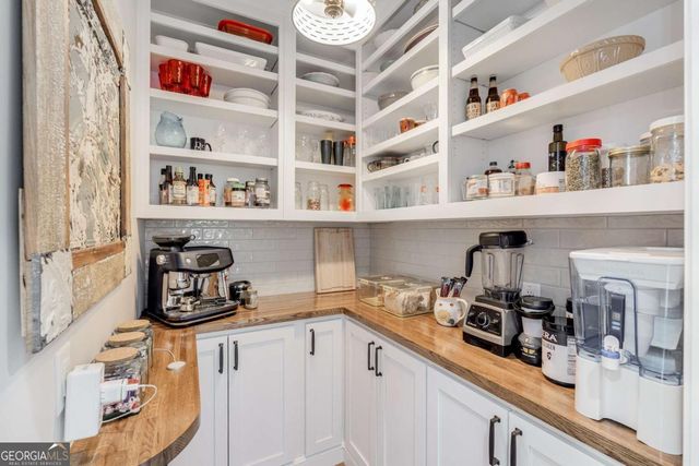 1621 La Fayette Drive, Loganville, GA 30052